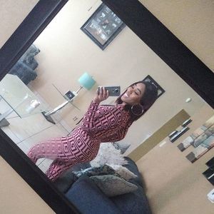 Meet your Posher, Rebecca